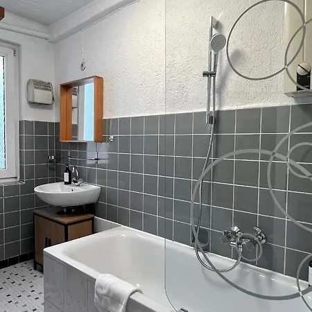 Sali - E12 - Wlan, Tv, Waschmaschine Apartment *