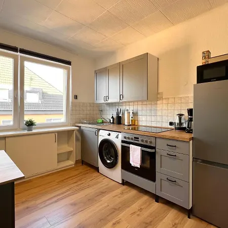 Sali - E12 - Wlan, Tv, Waschmaschine Apartmán *